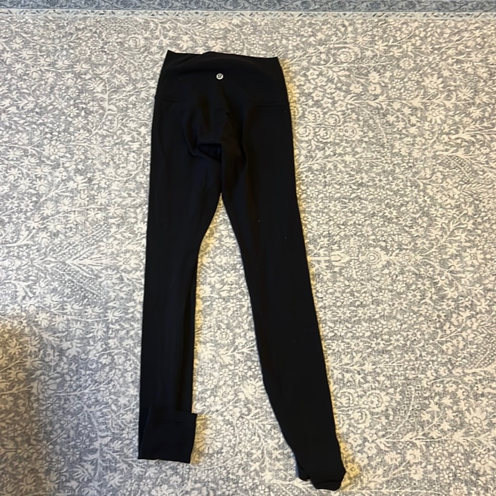 black lululemon align leggings